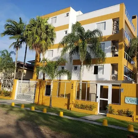 Apto no Jd Indaiá com piscina a 300m da praia-3